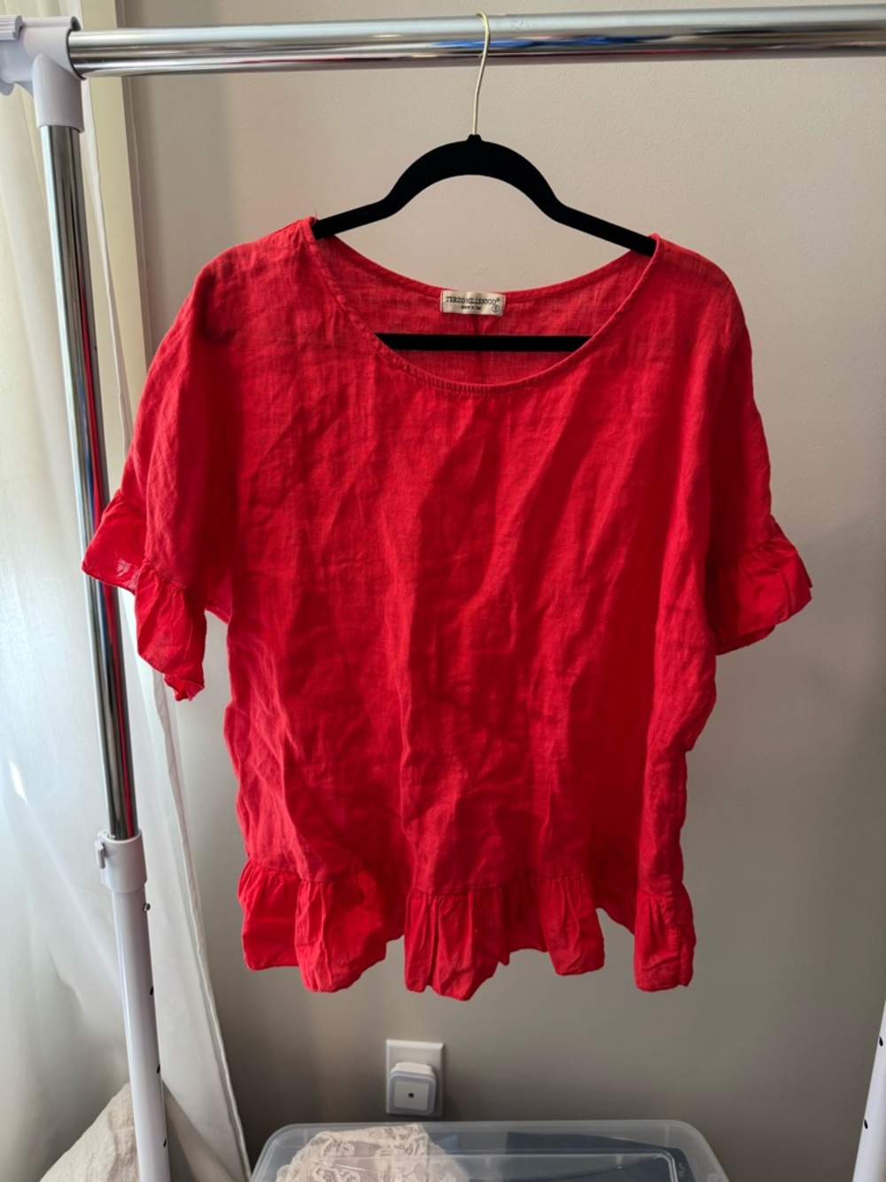 Women's Red Linen Ruffle-Hem Short Sleeve Blouse